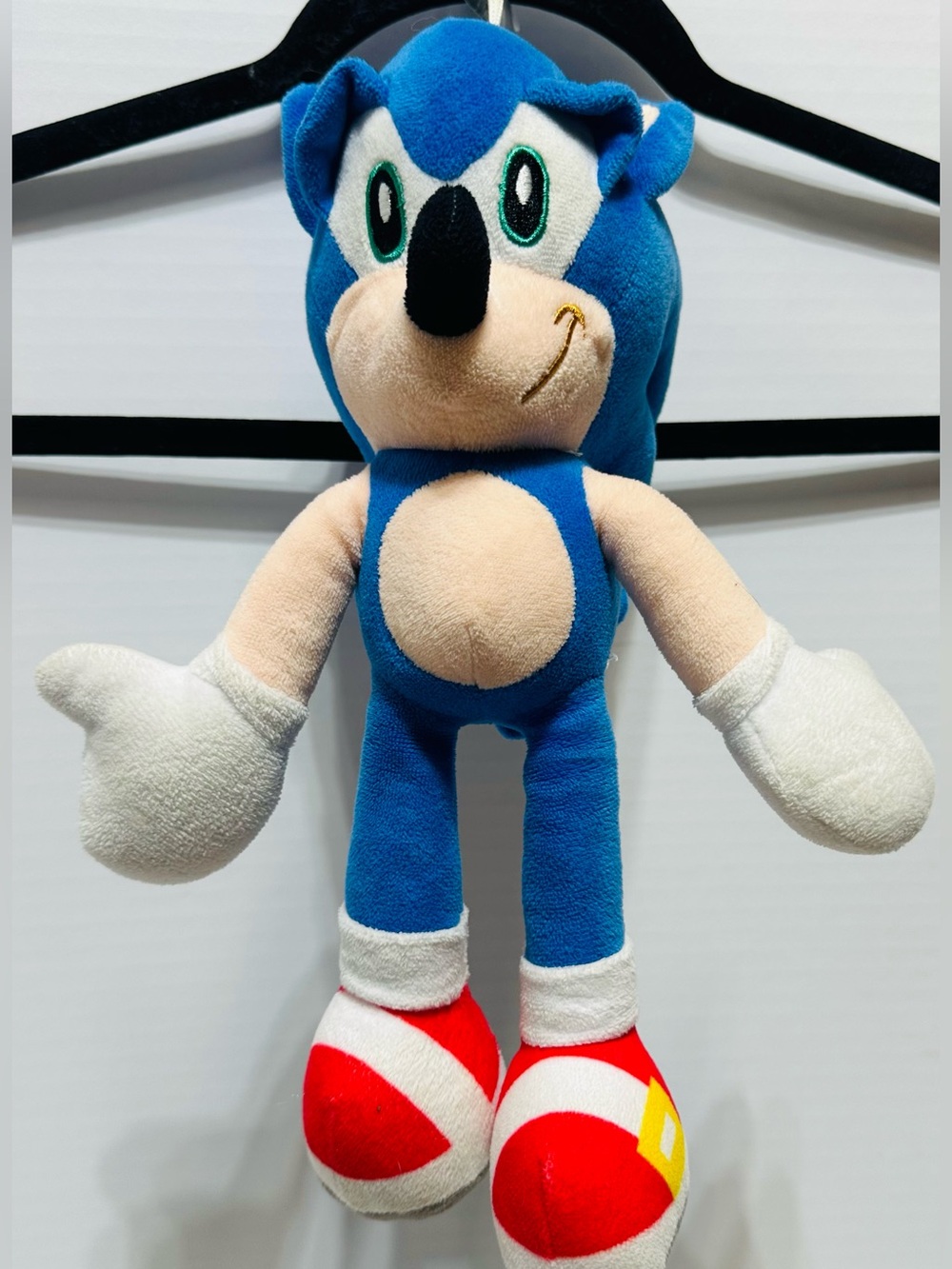 Sonic Hedgehog With Suction Cup 10in.